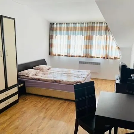 Hotel de apartamente Pine